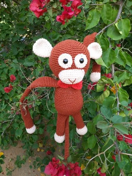Macaquinho amigurumi