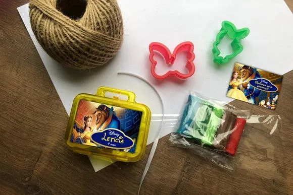Maletinha Bela e a Fera Modelar Personalizada - feito à mão por Mi Papelaria Criativa