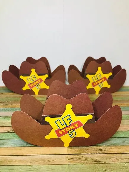 Cachepô Chapeu Toy Story - artesanato de Fina Essência Papelaria Personalizada