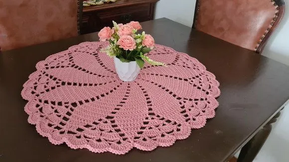 Centro de Mesa em Crochê Pétalas Rosa Quartzo - foto 2