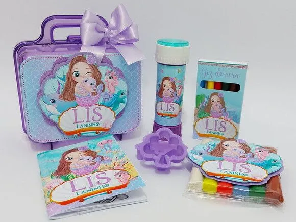 Maleta Sereia Personalizada - feito à mão por Mi Papelaria Criativa
