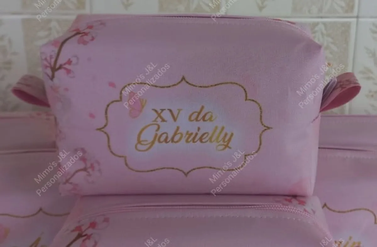 Necessáire Box Personalizada Lembrancinha - artesanato feito à mão por JeL Mimos Personalizados