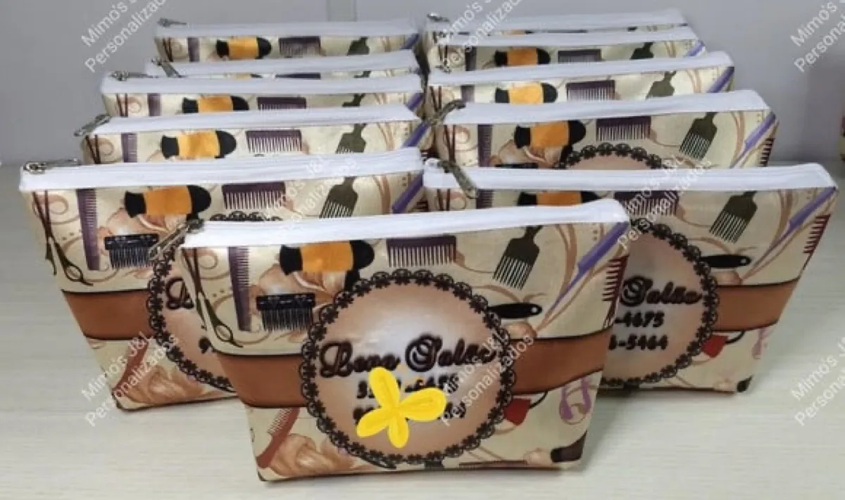 Necessaire Básica Personalizada - artesanato feito à mão por JeL Mimos Personalizados