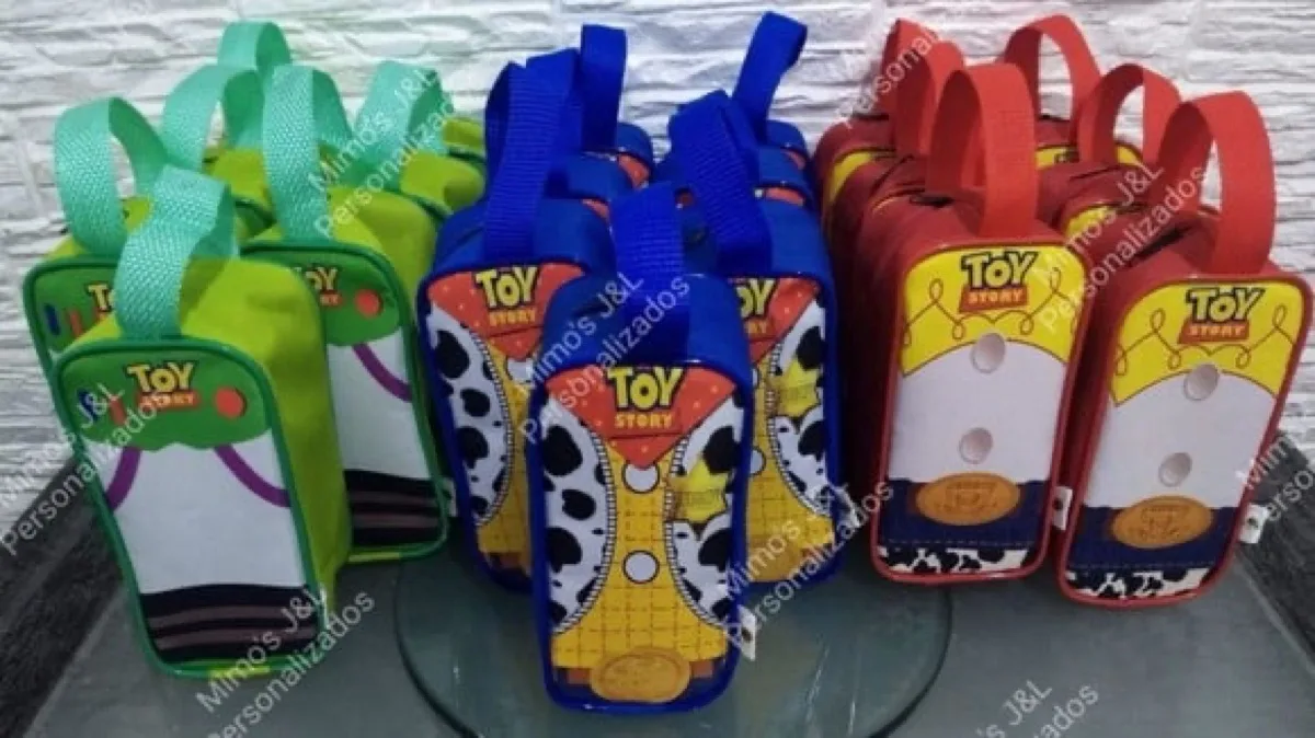 Estojo Personalizado Lembrancinha - artesanato feito à mão por JeL Mimos Personalizados