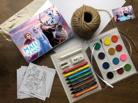 Estojo de Pintura Frozen Personalizado - artesanato feito à mão por Mi Papelaria Criativa
