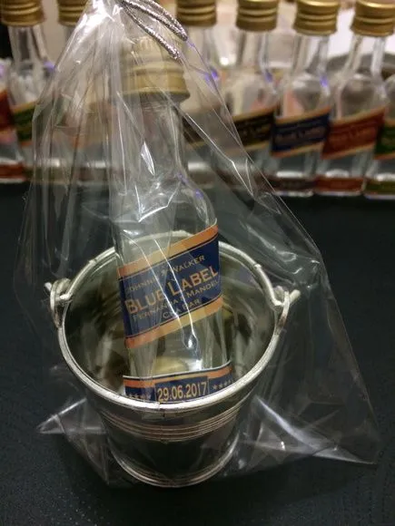 Garrafinha Blue Label personalizada . - foto 5