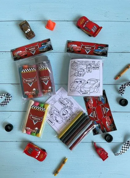 Kit Massinha + Giz + Bolha - Carros Disney Personalizado - feito à mão por Mi Papelaria Criativa