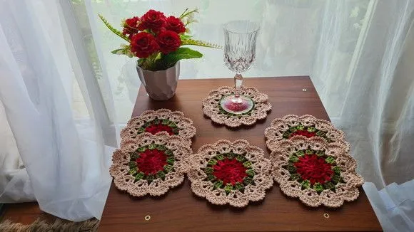 Descanso de Copos Vermelho Mesclado e Chantilly - foto 4