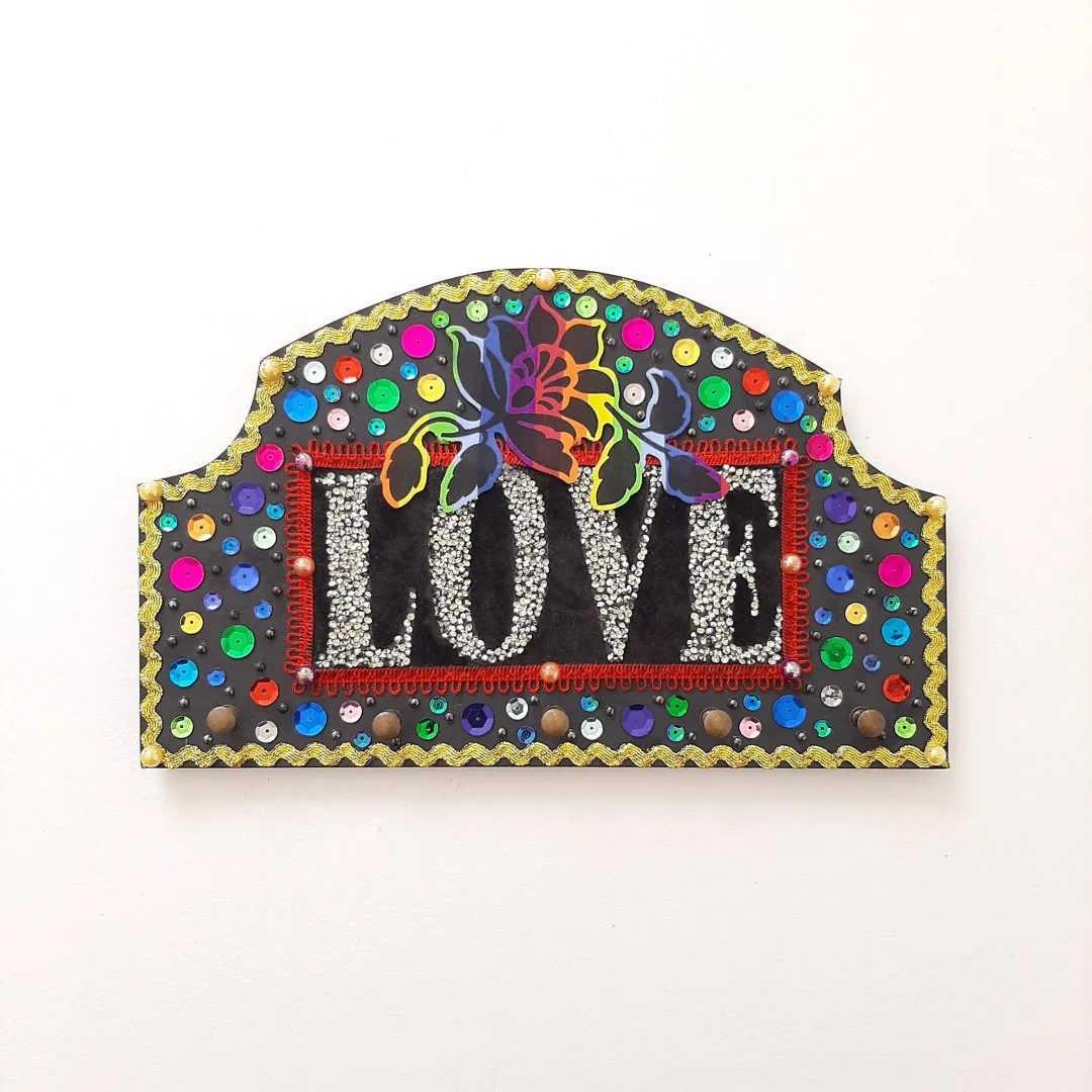 Porta Chave Love - artesanato de Estudio Bananeira