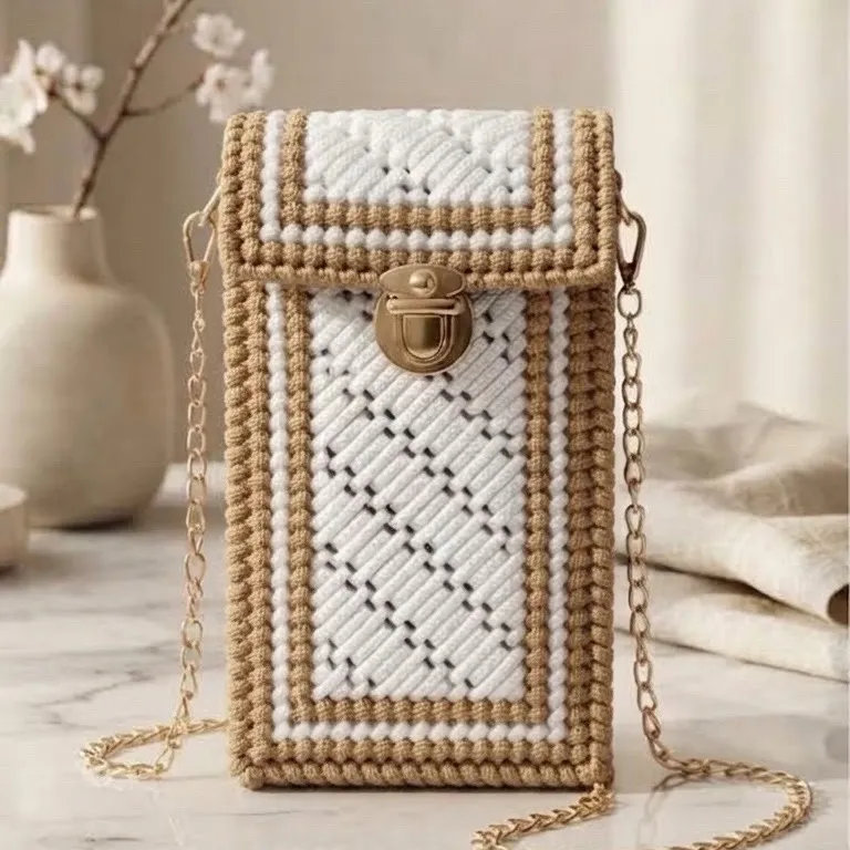 Bolsa tiracolo artesanal em Crochê / Fio de Malha - foto 3