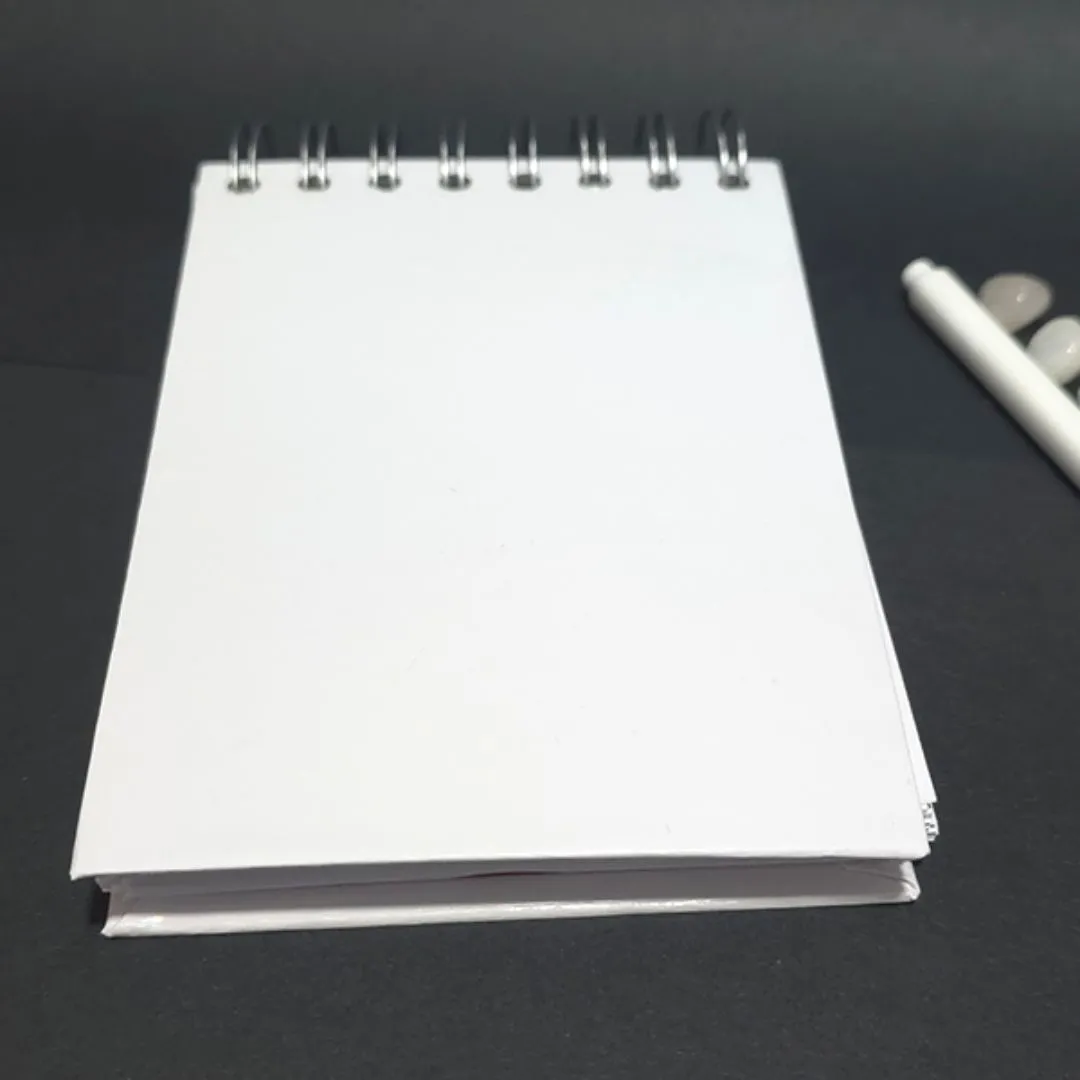 Bloco de notas holográfico A6 wire-o - 100 folhas com ornamento [Coleção Memento Mori] - foto 4