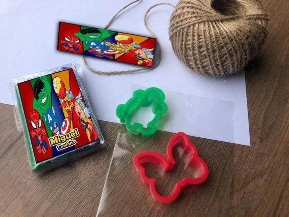 Massinha Modelar Vingadores Personalizada - feito à mão por Mi Papelaria Criativa