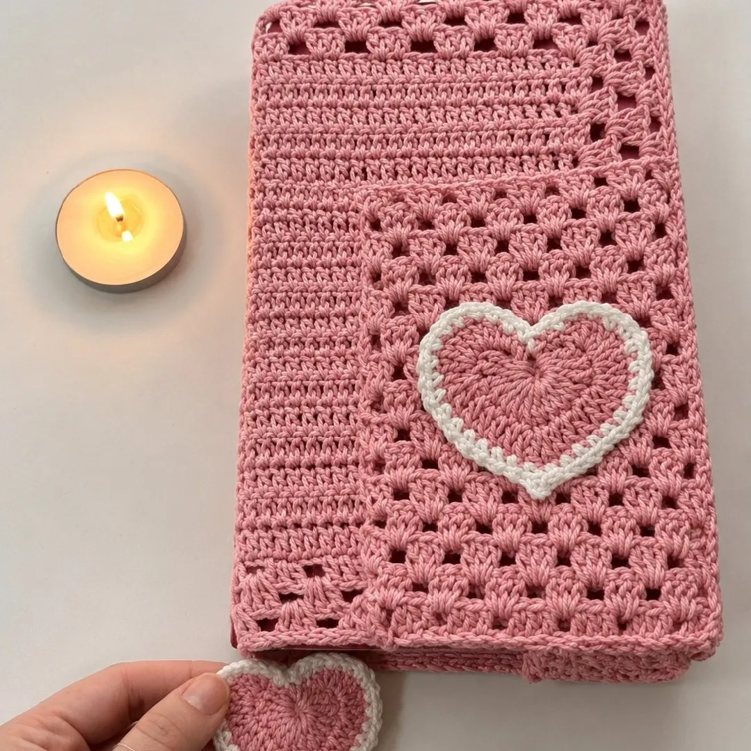 Capa para Bíblia em Crochê 📖🌷 - foto 3