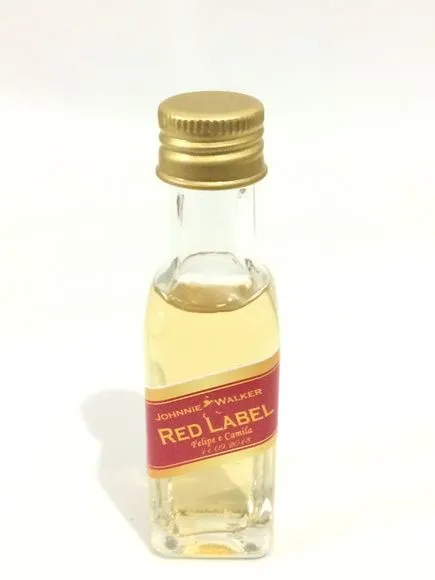Garrafinha Red Label Personalizada - foto 2