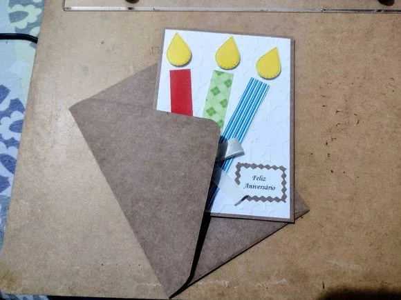 Cartão de Aniversário - Velas Coloridas - foto 2