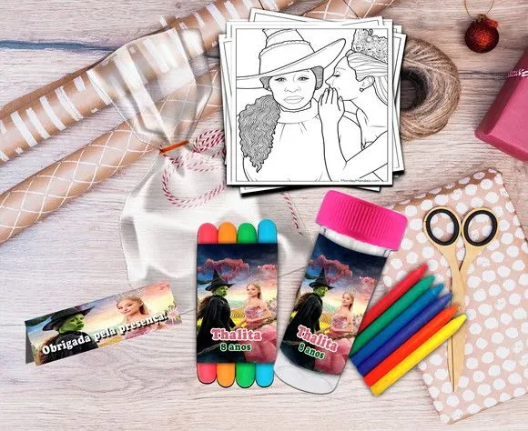 Kit Massinha + Giz + Bolha Wicked Personalizado - artesanato feito à mão por Artmanha Lembrancinhas