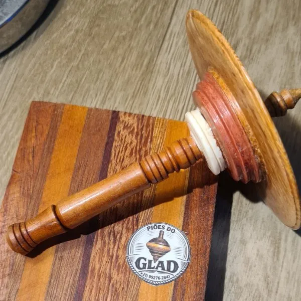 PIÕES DO GLAD